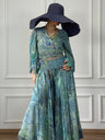 Turquoise/Dark blue