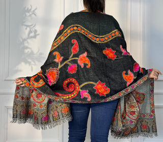 Wool stole