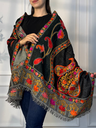 Wool stole