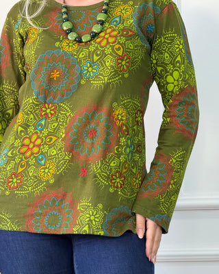 Mandala mintás felső