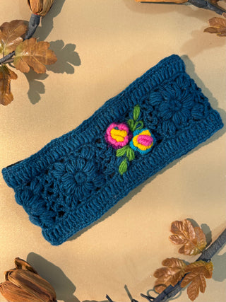 Handcrafted wool hand warmer