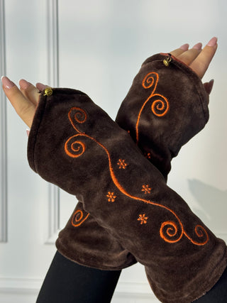 Handcrafted wool hand warmer