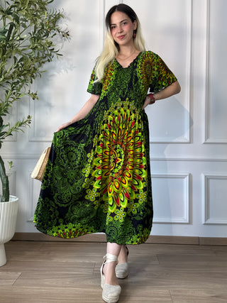 Gumírozott mellrészű midi ruha